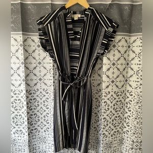 Monteau classy vertical striped dress - small- Brand new.